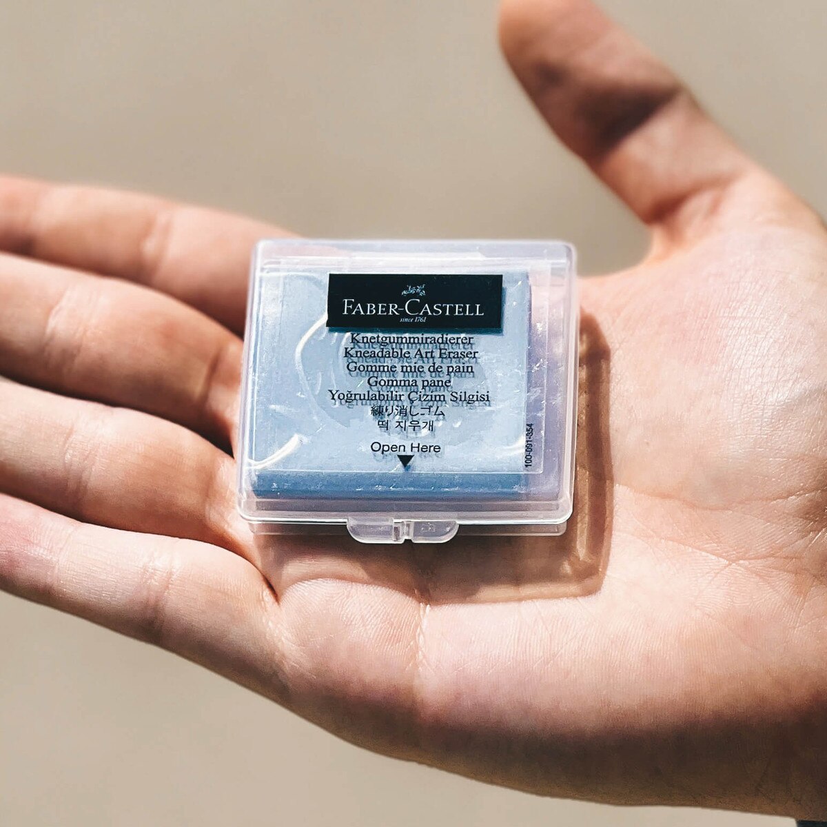 Kneadable Eraser in Plastic Case